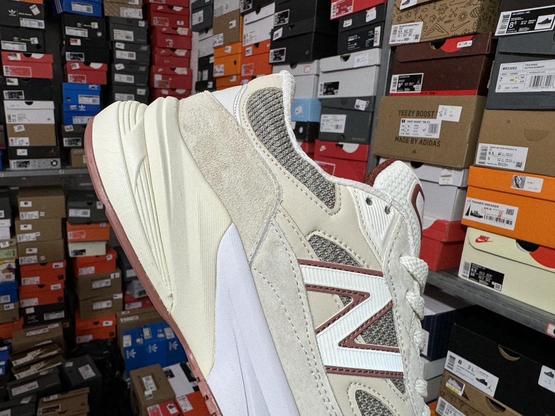 Loro Piana x  New Balance NB 990 V6